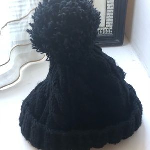 J crew Pom Pom beanie 100% wool